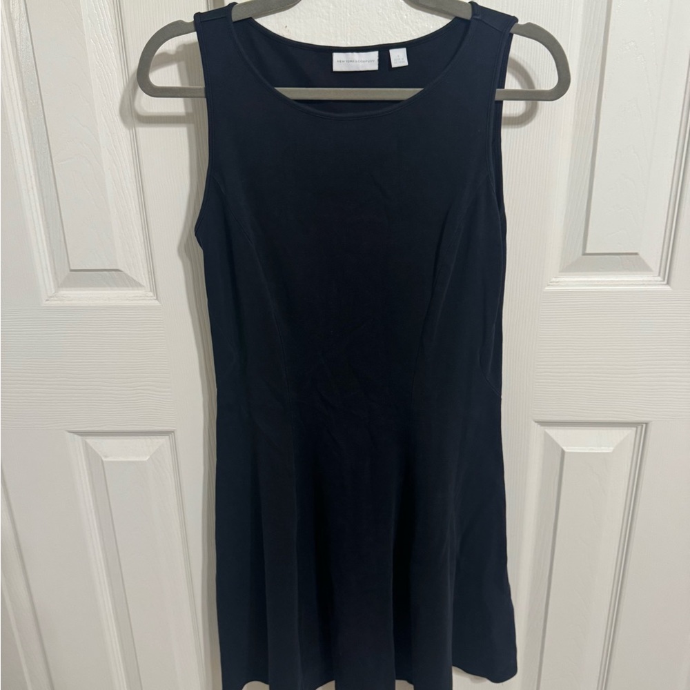 🚨LAST CALL🚨🗣️ New York & Company Navy Sleeveless Mini Dress
